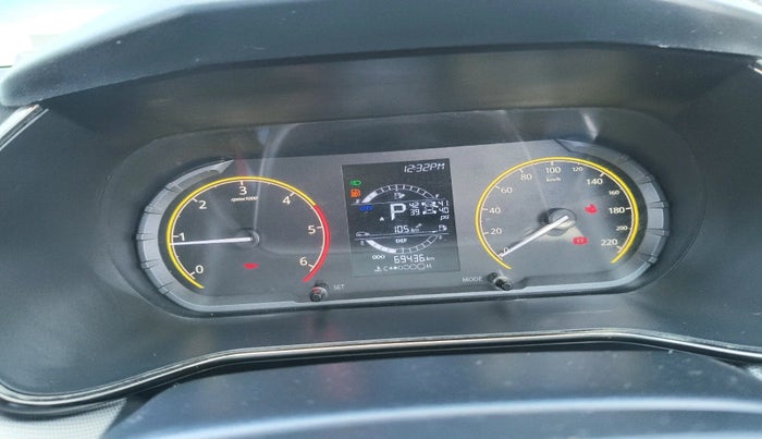 2023 Tata Safari XTA PLUS DARK EDITION, Diesel, Automatic, 69,436 km, interior