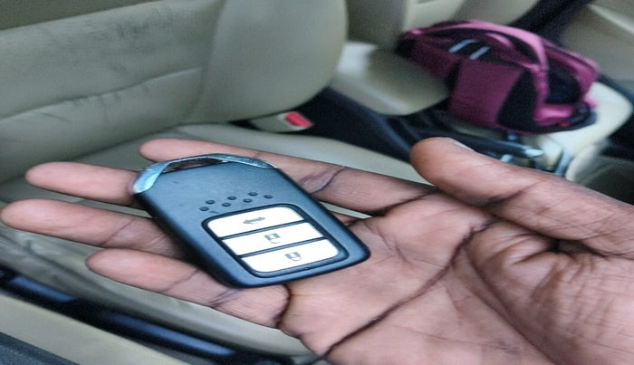 2017 Honda City 1.5L I-VTEC VX CVT, Petrol, Automatic, 1,36,552 km, interior