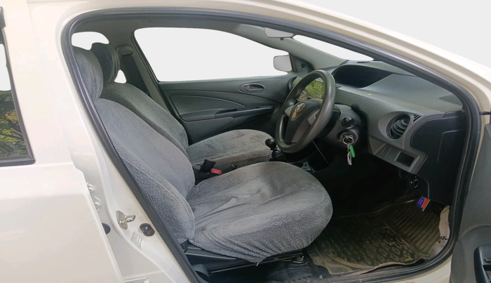 2018 Toyota Etios GD, Diesel, Manual, 41,921 km, interior