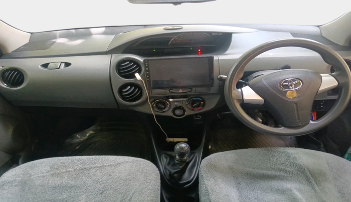 2018 Toyota Etios GD, Diesel, Manual, 41,921 km, interior