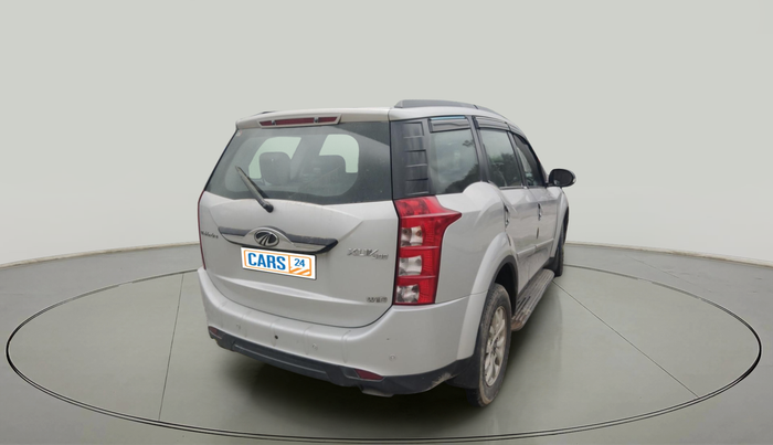2015 Mahindra XUV500 W10, Diesel, Manual, 99,035 km, exterior