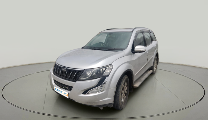 2015 Mahindra XUV500 W10, Diesel, Manual, 99,035 km, exterior