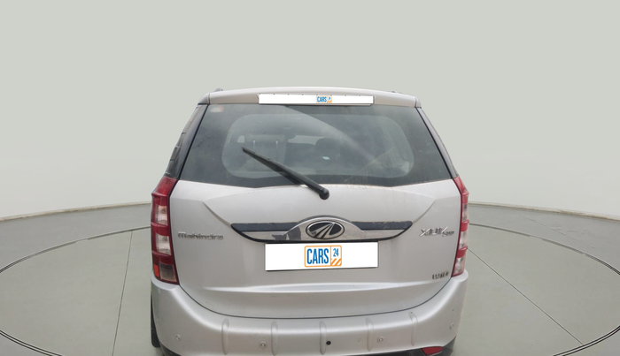 2015 Mahindra XUV500 W10, Diesel, Manual, 99,035 km, exterior