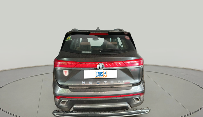 2024 MG HECTOR PLUS SAVVY PRO 1.5 TURBO CVT 7 STR, Petrol, Automatic, 9,586 km, exterior