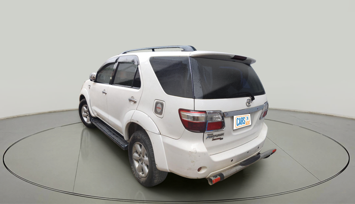 2011 Toyota Fortuner 3.0 4X4 MT, Diesel, Manual, 2,45,000 km, exterior