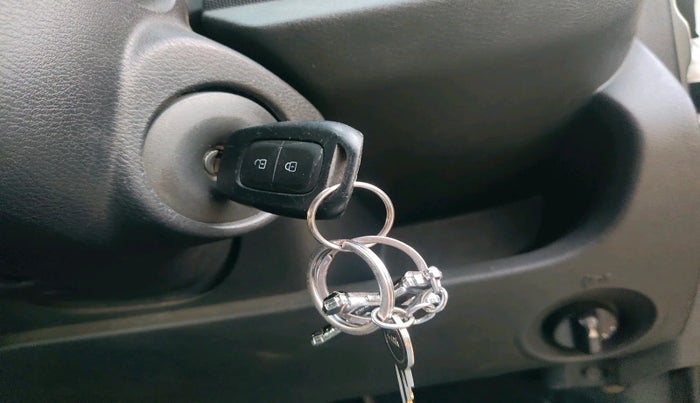 2018 Datsun Redi Go T(O) 1.0 AMT, Petrol, Automatic, 72,871 km, interior