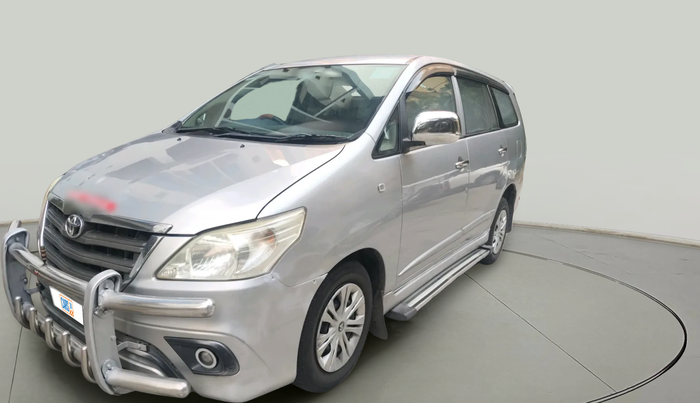 2015 Toyota Innova 2.5 GX 8 STR, Diesel, Manual, 3,52,706 km, exterior