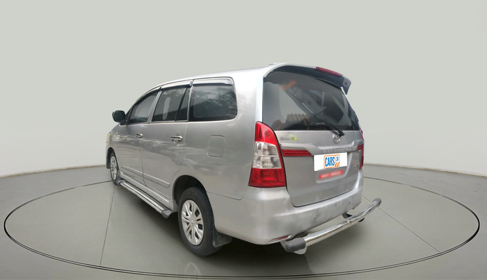 2015 Toyota Innova 2.5 GX 8 STR, Diesel, Manual, 3,52,706 km, exterior