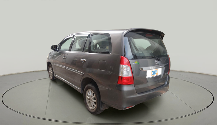 2013 Toyota Innova 2.5 VX 7 STR, Diesel, Manual, 1,75,626 km, exterior