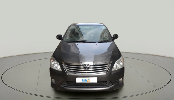 2013 Toyota Innova 2.5 VX 7 STR, Diesel, Manual, 1,75,626 km, exterior