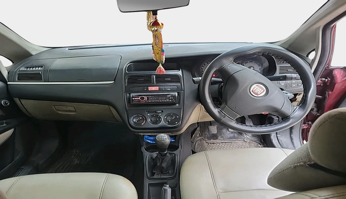2010 Fiat Linea DYNAMIC 1.3, Diesel, Manual, 2,50,264 km, interior