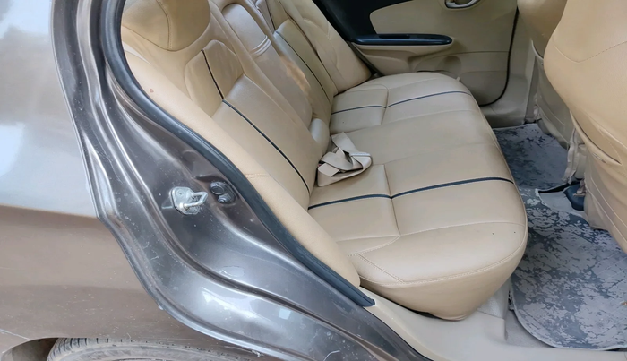 2014 Honda Amaze 1.2L I-VTEC VX, Petrol, Manual, 1,68,336 km, interior