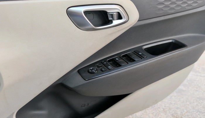 2020 Hyundai AURA SX 1.2, Petrol, Manual, 54,348 km, interior