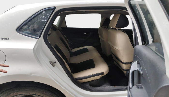 2015 Volkswagen Polo GT TSI AT, Petrol, Automatic, 1,65,703 km, interior