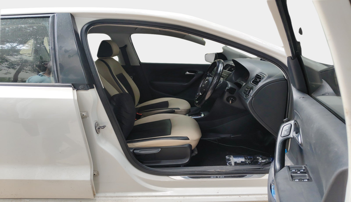 2015 Volkswagen Polo GT TSI AT, Petrol, Automatic, 1,65,703 km, interior