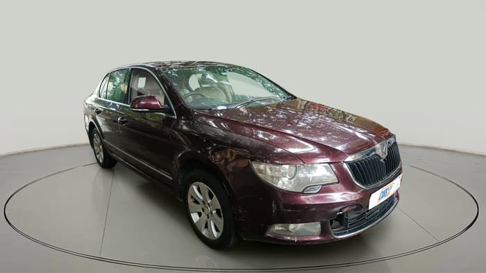 2012 Skoda Superb ELEGANCE 2.0 TDI CR AT, Diesel, Automatic, 1,33,348 km, exterior