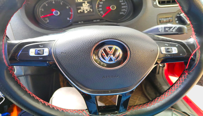 2018 Volkswagen Polo HIGHLINE PLUS 1.0 16 ALLOY, Petrol, Manual, 97,986 km, interior