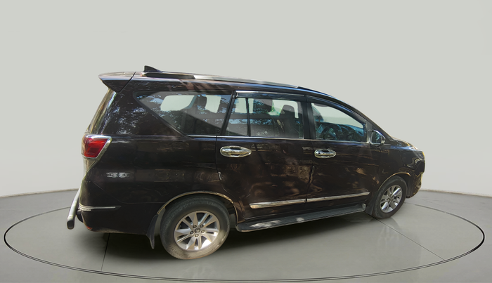 2016 Toyota Innova Crysta 2.4 GX 7 STR, Diesel, Manual, 1,00,529 km, exterior