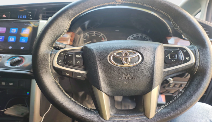 2016 Toyota Innova Crysta 2.4 GX 7 STR, Diesel, Manual, 1,00,529 km, interior