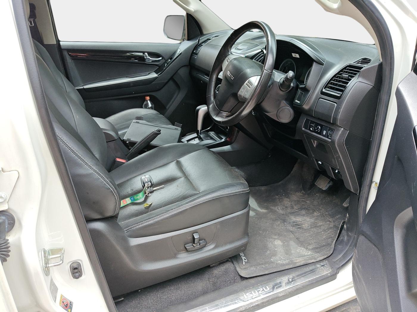 2021 ISUZU D-Max V Cross Z 4X2 AT, Diesel, Automatic, 18,092 km, interior