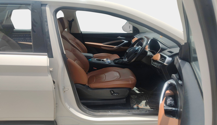 2022 MG HECTOR PLUS SHARP 1.5 PETROL TURBO CVT 6-STR, Petrol, Automatic, 49,987 km, interior