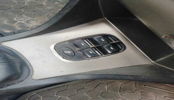 2013 Tata Indigo ECS LX TDI, Diesel, Manual, 2,44,990 km, interior