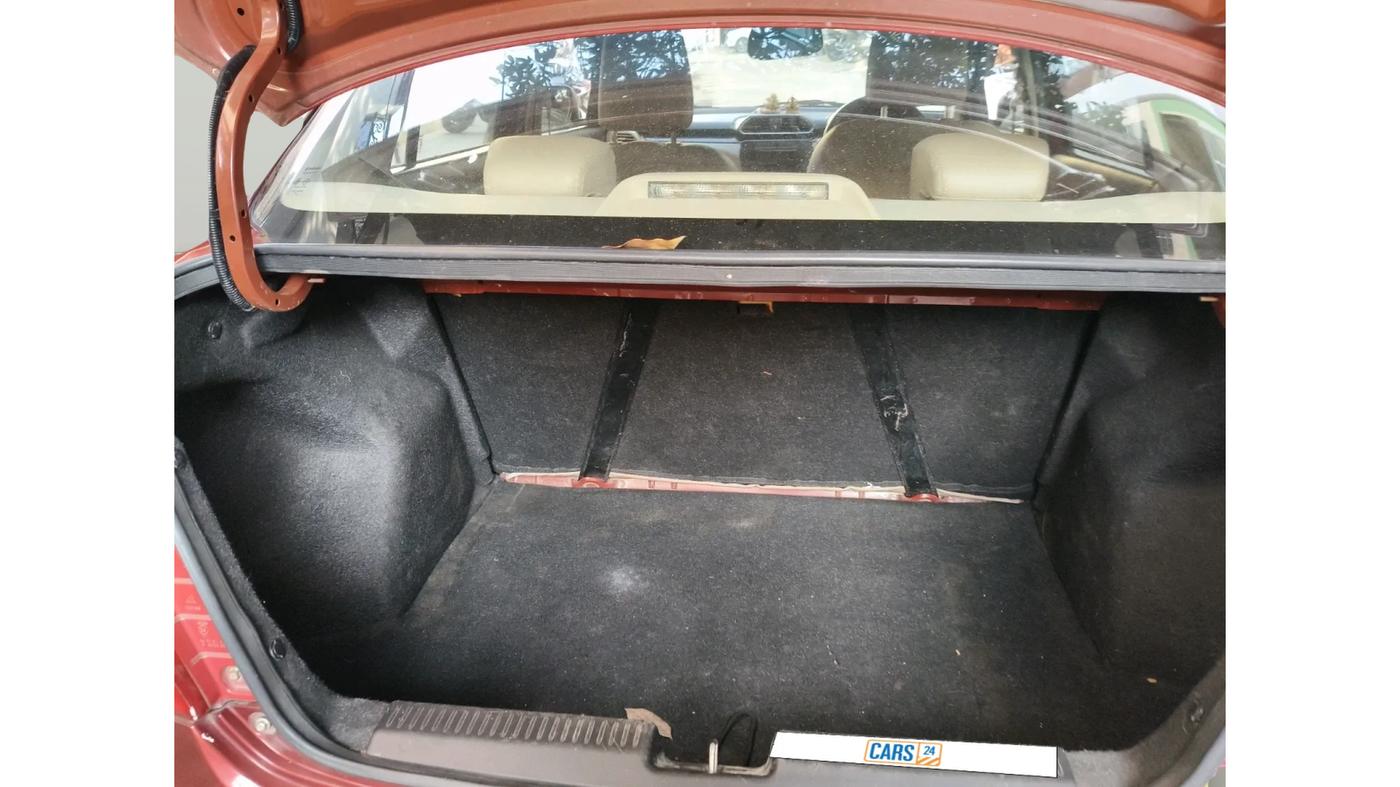 2018 Maruti Dzire VXI AMT, Petrol, Automatic, 65,489 km, exterior