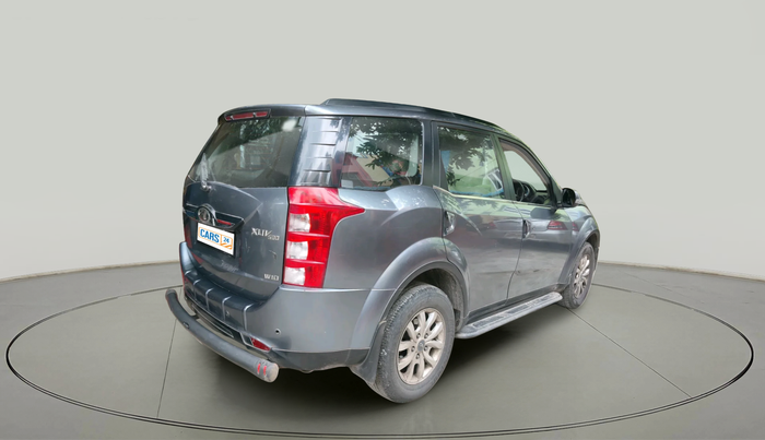 2015 Mahindra XUV500 W10, Diesel, Manual, 1,04,185 km, exterior