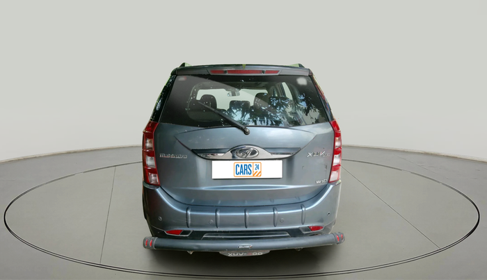 2015 Mahindra XUV500 W10, Diesel, Manual, 1,04,185 km, exterior
