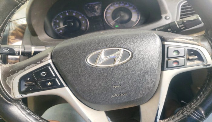 2011 Hyundai Verna FLUIDIC 1.6 VTVT SX, Petrol, Manual, 94,615 km, interior