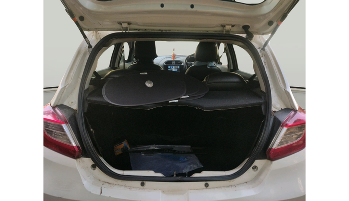 2022 Tata Tiago XZ PETROL, Petrol, Manual, 62,385 km, exterior