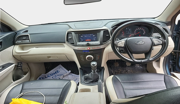 2020 Mahindra XUV300 W6 1.5 Diesel, Diesel, Manual, 83,697 km, interior
