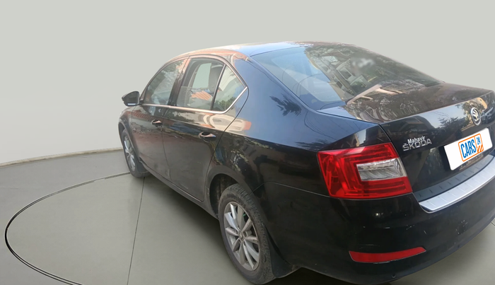 2014 Skoda Octavia AMBITION 2.0 TDI, Diesel, Manual, 80,316 km, exterior