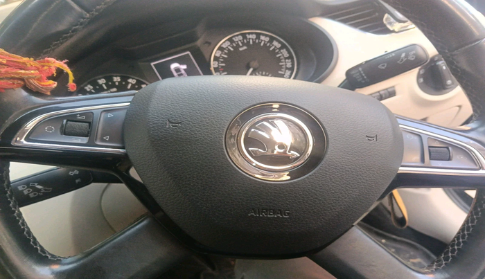 2014 Skoda Octavia AMBITION 2.0 TDI, Diesel, Manual, 80,316 km, interior