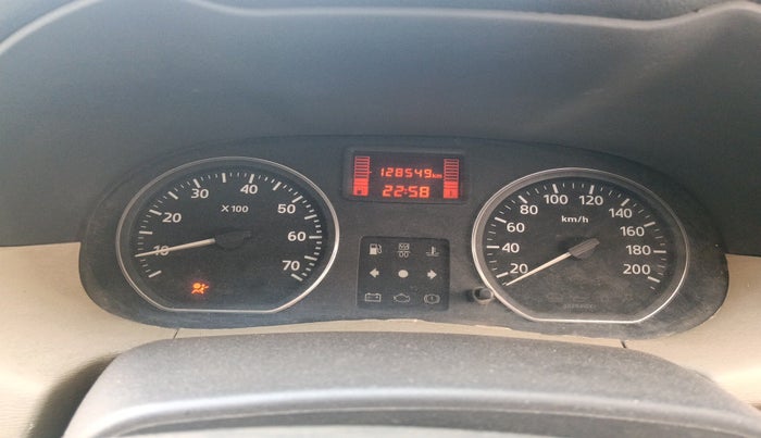 2015 Nissan Terrano XL D PLUS, Diesel, Manual, 1,28,549 km, interior