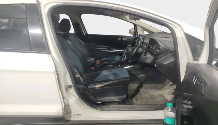 2018 Ford Ecosport TITANIUM 1.5L DIESEL, Diesel, Manual, 1,47,000 km, interior