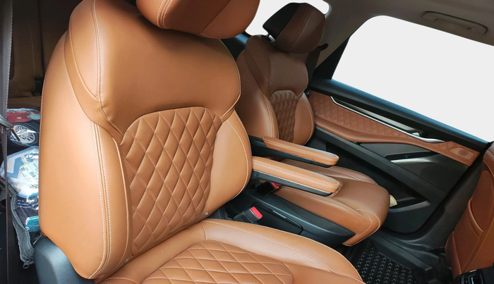 2020 MG GLOSTER SAVVY 6 STR 2.0 TWIN TURBO 4WD, Diesel, Automatic, 67,850 km, interior