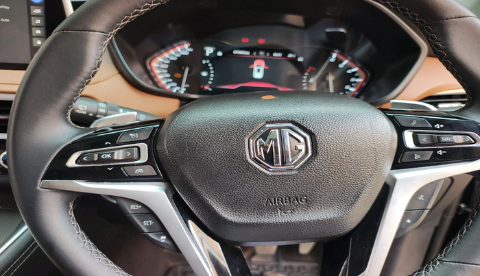 2020 MG GLOSTER SAVVY 6 STR 2.0 TWIN TURBO 4WD, Diesel, Automatic, 67,850 km, interior