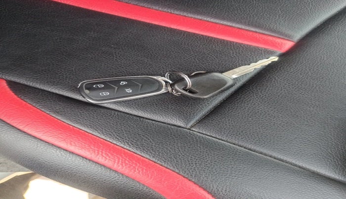 2024 Maruti Eeco 5 STR AC, Petrol, Manual, 26,630 km, interior