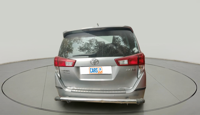 2017 Toyota Innova Crysta 2.4 VX 8 STR, Diesel, Manual, 1,31,486 km, exterior
