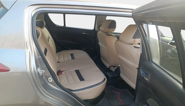 2013 Maruti Swift VXI, Petrol, Manual, 66,479 km, interior