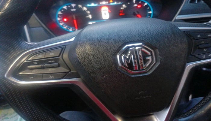 2019 MG HECTOR SHARP 1.5 DCT PETROL, Petrol, Automatic, 1,13,991 km, interior