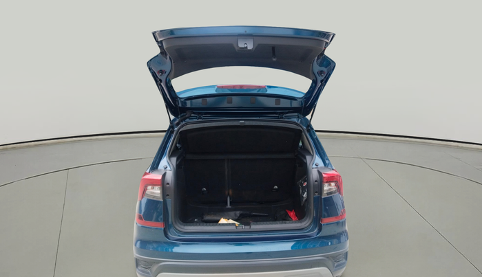 2024 Skoda KUSHAQ STYLE 1.5L TSI DSG (6 AIRBAGS), Petrol, Automatic, 8,017 km, exterior