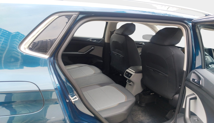 2024 Skoda KUSHAQ STYLE 1.5L TSI DSG (6 AIRBAGS), Petrol, Automatic, 8,017 km, interior
