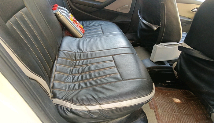 2011 Volkswagen Polo TRENDLINE 1.2L DIESEL, Diesel, Manual, 1,24,603 km, interior