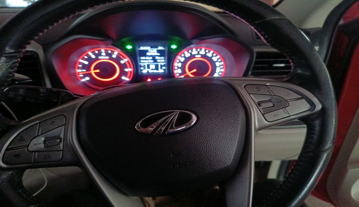 2019 Mahindra XUV300 W8 (O) 1.2 PETROL, Petrol, Manual, 63,796 km, interior