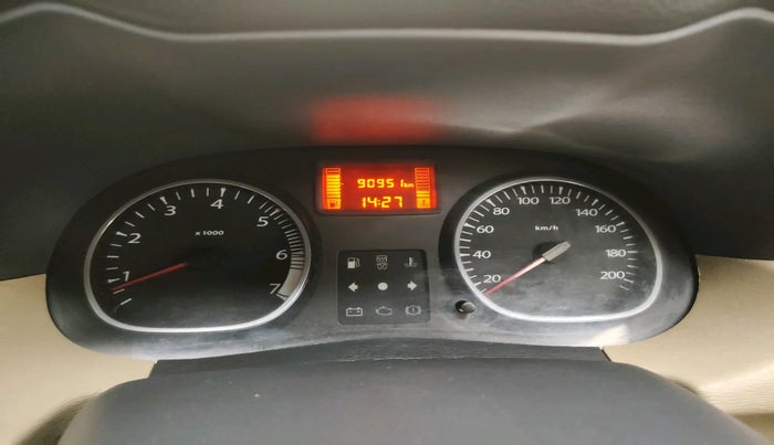 2013 Renault Duster 85 PS RXL DIESEL, Diesel, Manual, 90,951 km, interior