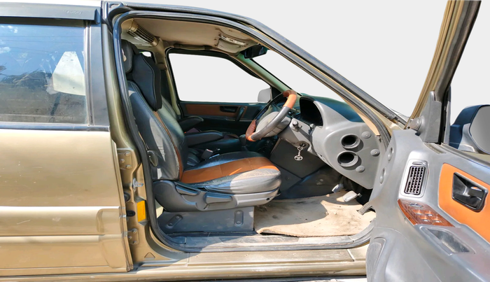 2010 Tata Safari 4X2 VX DICOR, Diesel, Manual, 1,35,335 km, interior