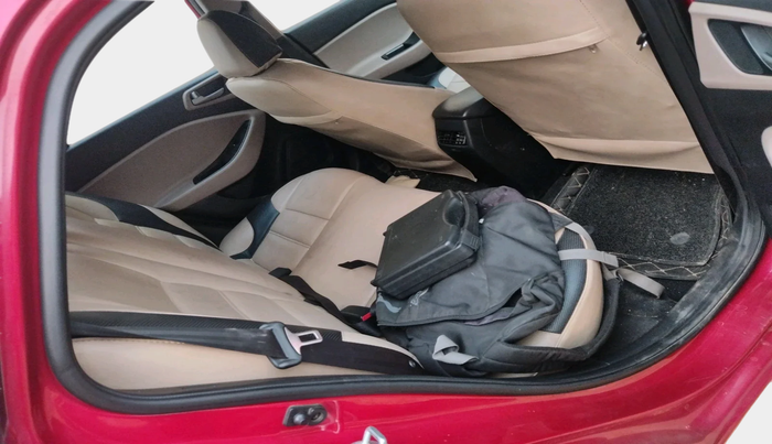 2015 Hyundai Elite i20 ASTA 1.4 CRDI, Diesel, Manual, 1,17,211 km, interior