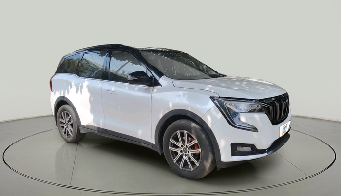 2023 Mahindra XUV700 AX 7 D AT 7 STR, Diesel, Automatic, 80,438 km, exterior